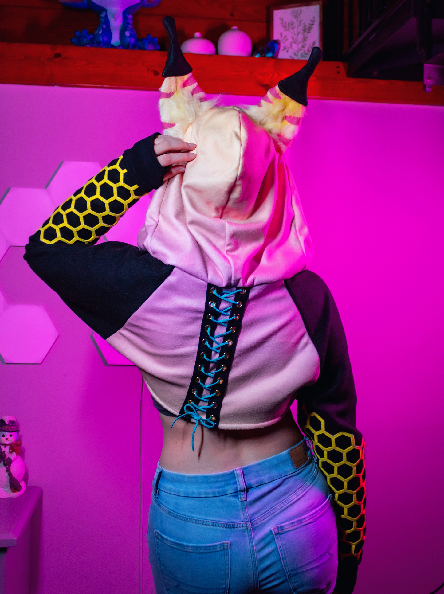 Queen Bee Shrug