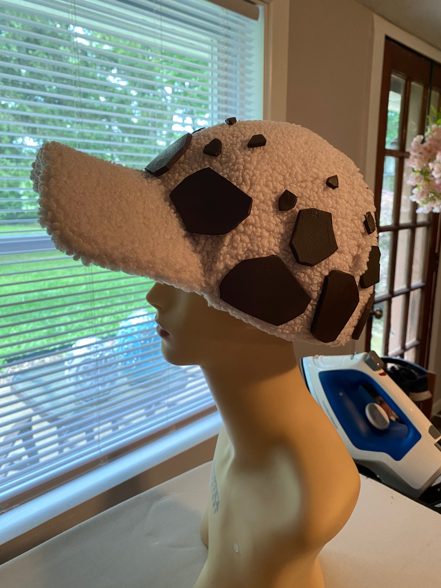 Law from One Piece Cosplay Hat Sewing foamwork.