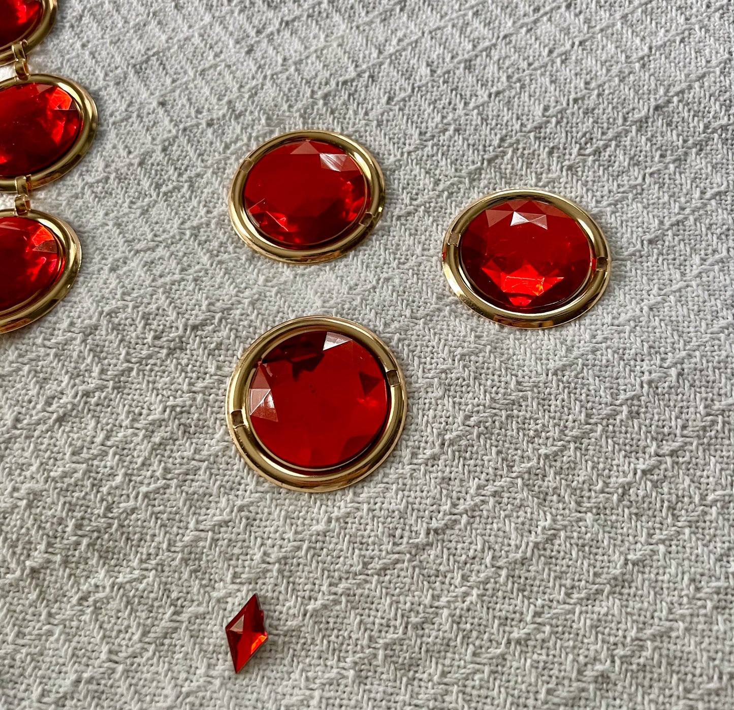Raven Gem and Belt Set