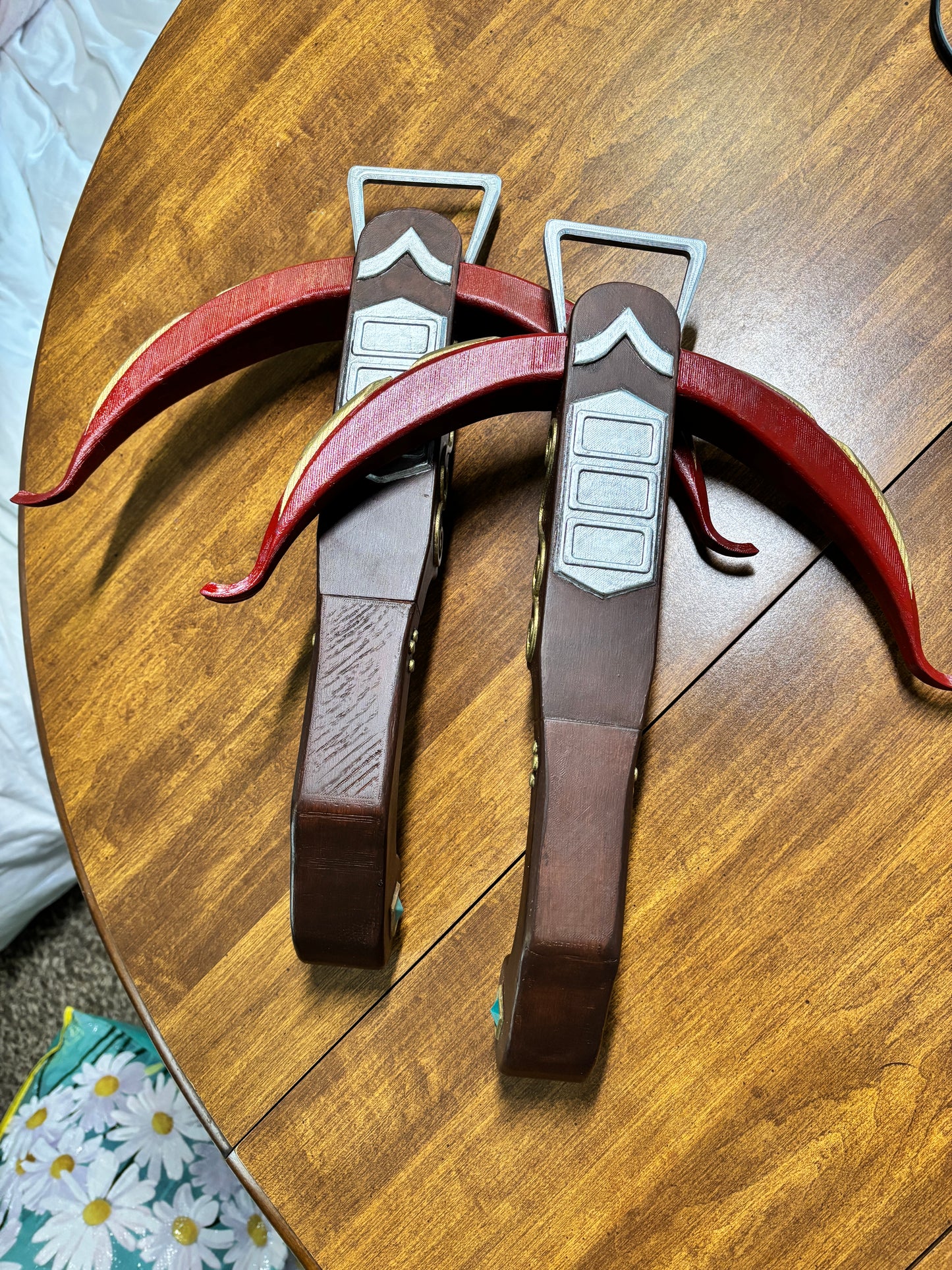 Linkle Set of 2 Crossbows Cosplay Prop