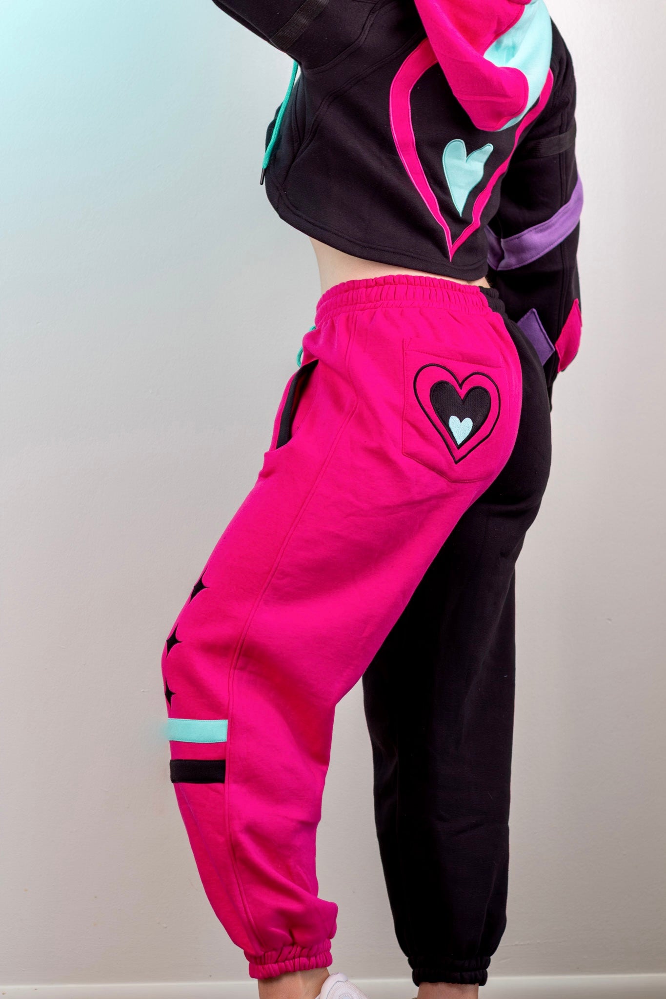 Pre-Order Fizzarolli Sweatpants Pink/Black