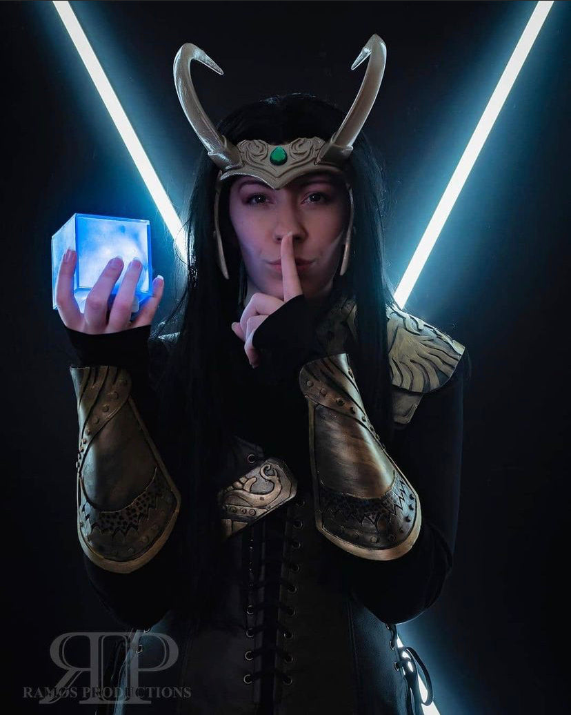 Tesseract Prop Loki