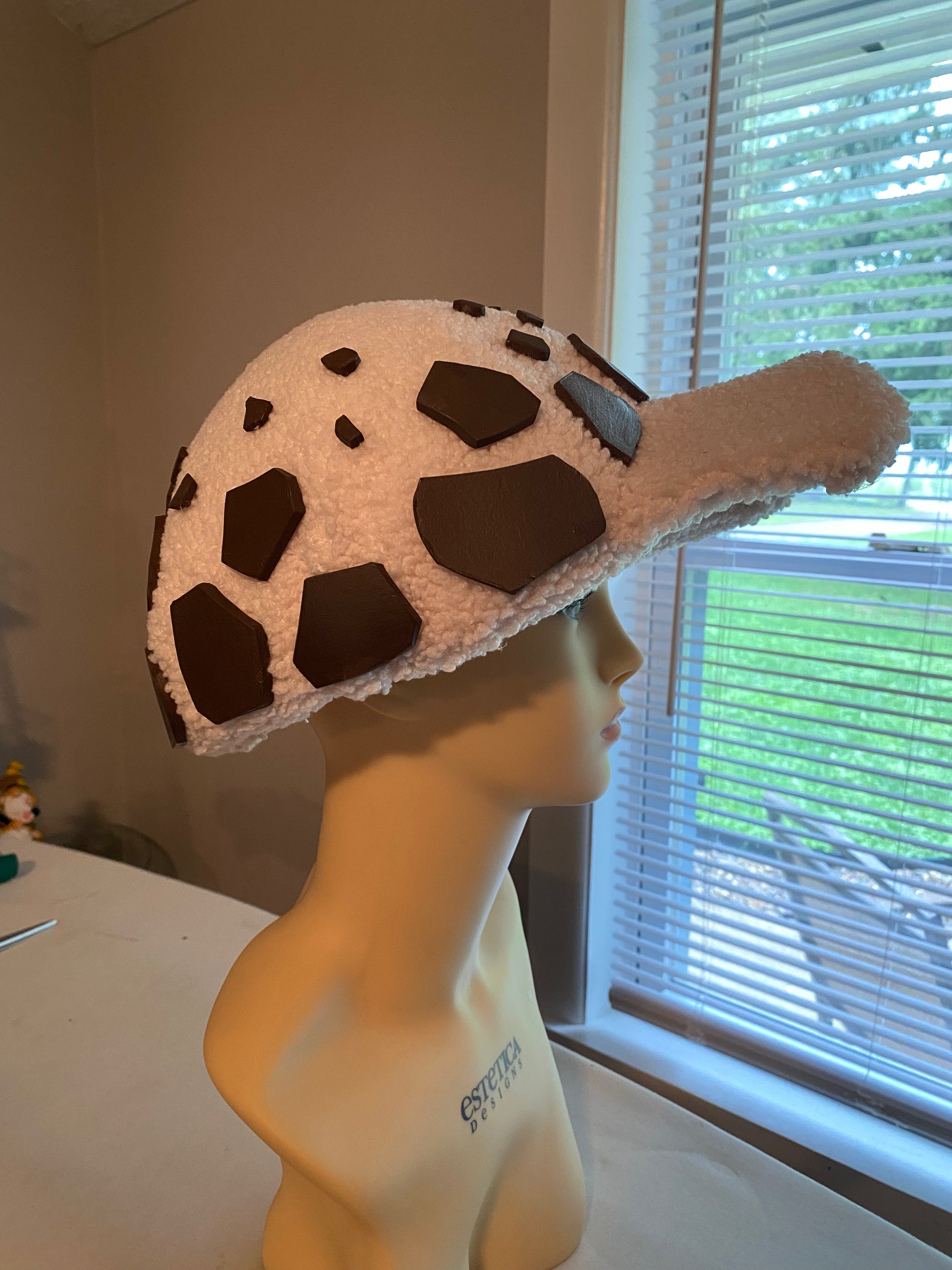 Law from One Piece Cosplay Hat Sewing foamwork.