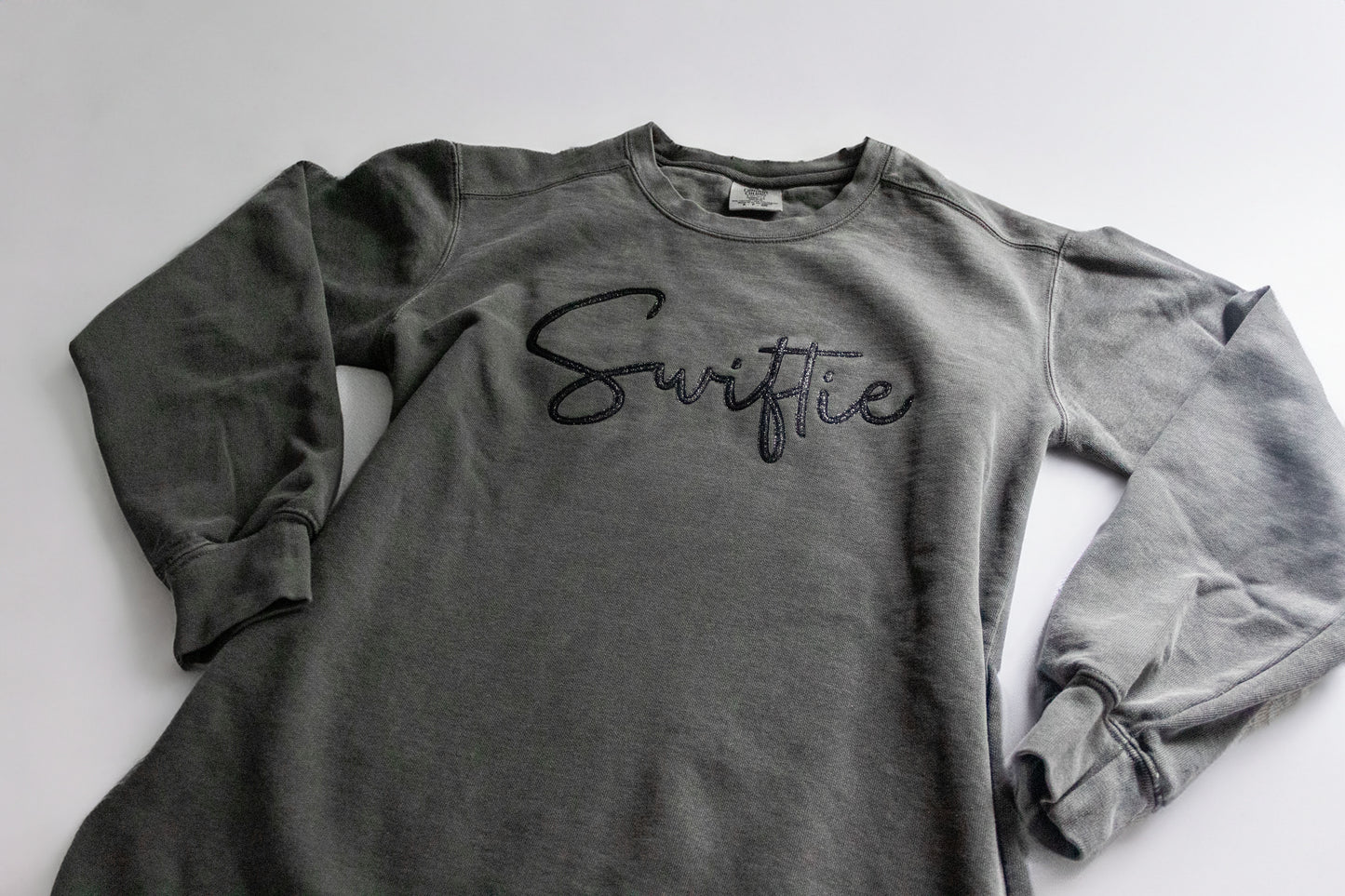 Swiftie Sweater Reputation